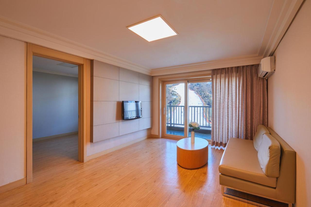 Hotel Vivaldipark Hongcheon Exterior foto
