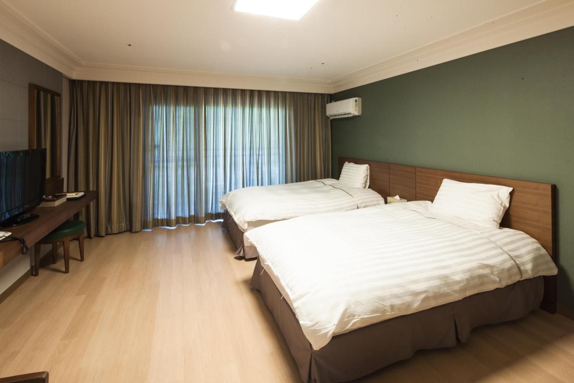 Hotel Vivaldipark Hongcheon Exterior foto